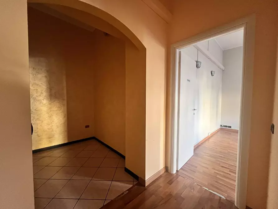 Immagine 31 di Appartamento in vendita  a Samarate