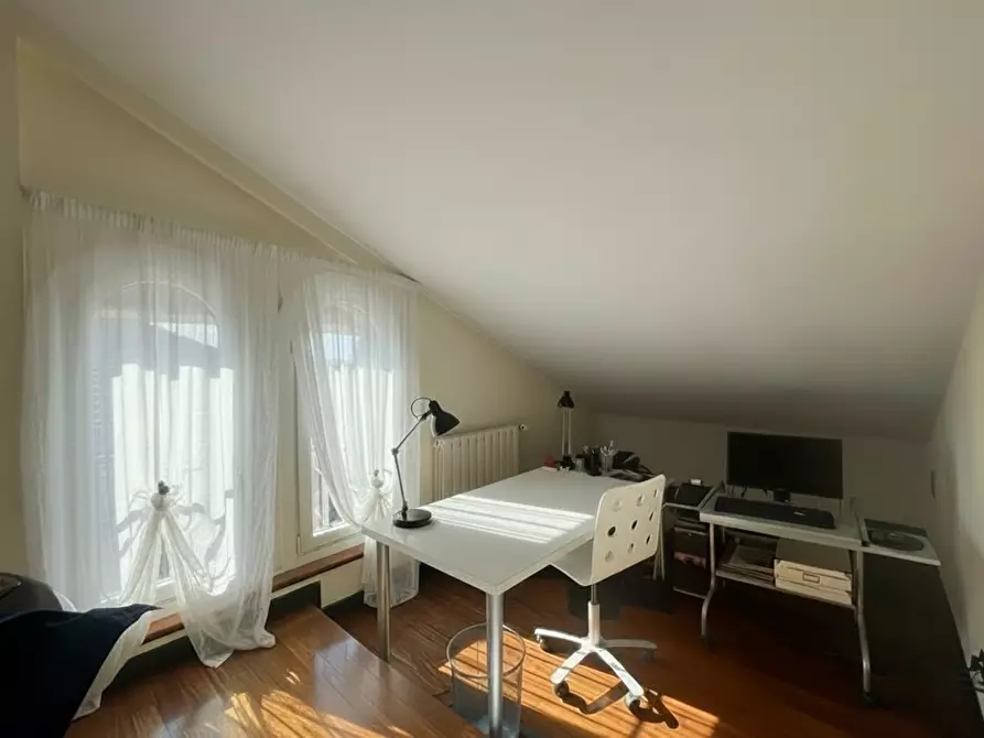 Immagine 23 di Appartamento in vendita  a Samarate