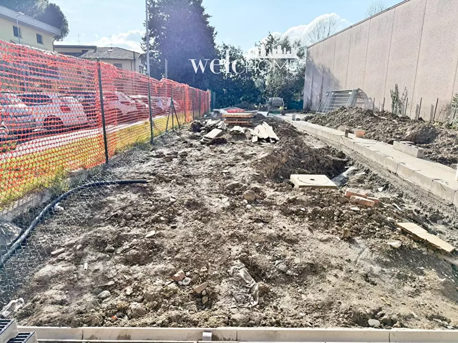 Immagine 39 di Villetta a schiera in vendita  a Prato