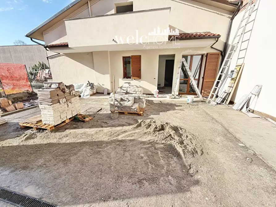 Immagine 37 di Villetta a schiera in vendita  a Prato