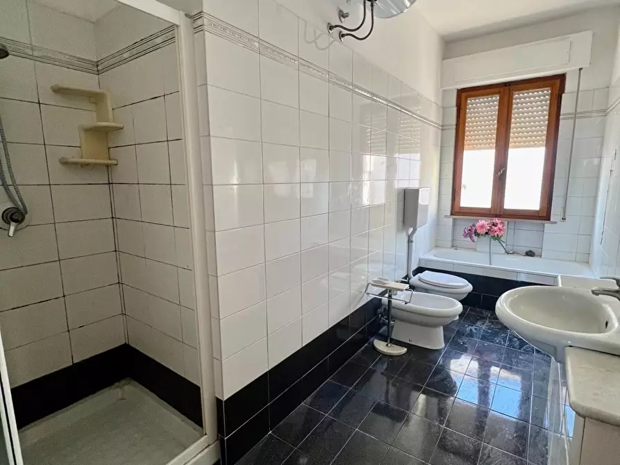 Immagine 18 di Appartamento in vendita  a Ponsacco