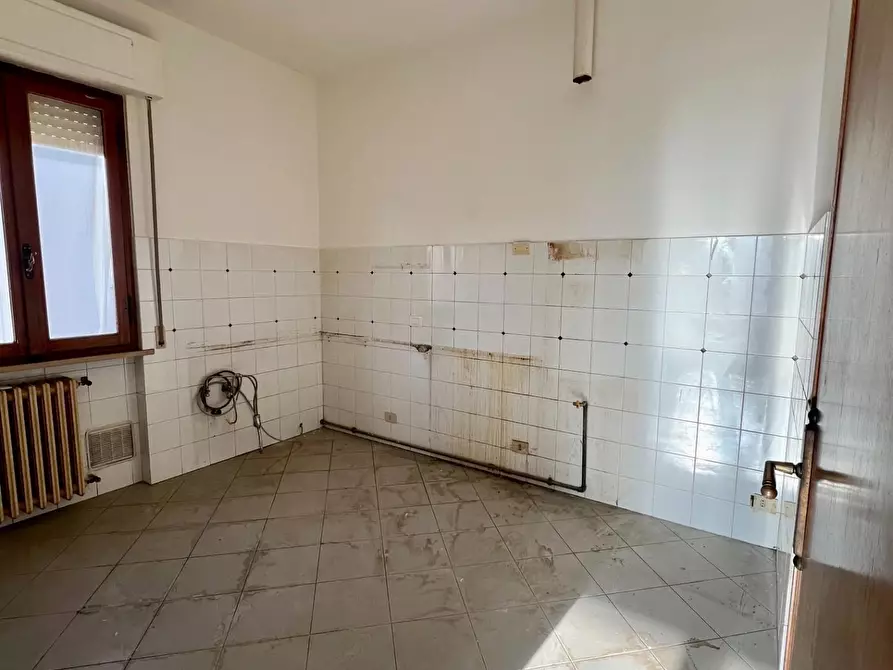 Immagine 5 di Appartamento in vendita  a Ponsacco