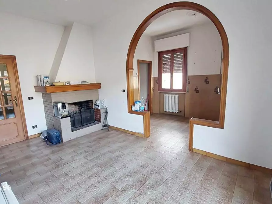 Immagine 19 di Appartamento in vendita  a Vicopisano