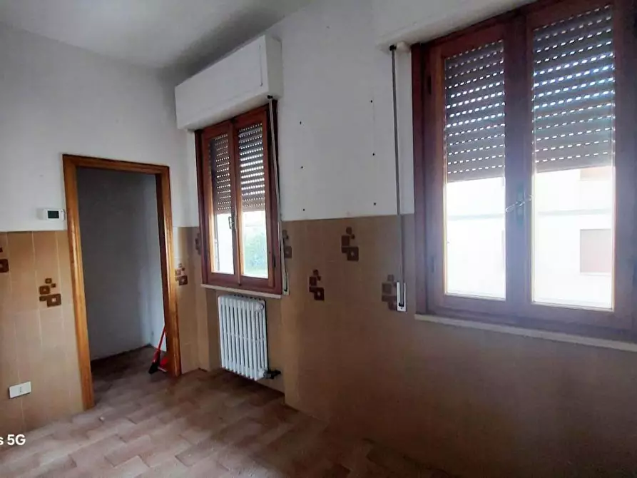 Immagine 17 di Appartamento in vendita  a Vicopisano