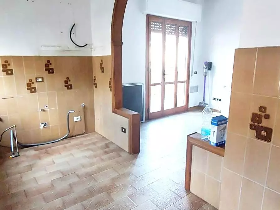 Immagine 12 di Appartamento in vendita  a Vicopisano