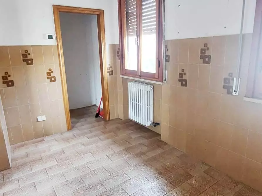 Immagine 16 di Appartamento in vendita  a Vicopisano