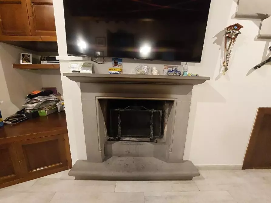 Immagine 2 di Terratetto in vendita  a Lastra A Signa