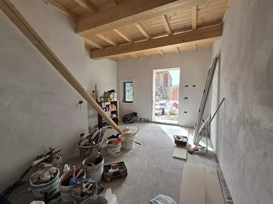 Immagine 18 di Terratetto in vendita  a Capannori