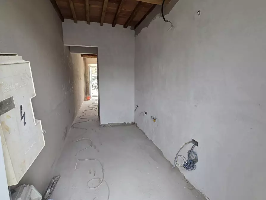Immagine 22 di Appartamento in vendita  a Capannori