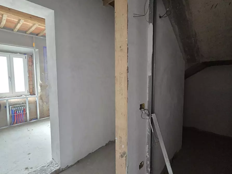 Immagine 12 di Appartamento in vendita  a Capannori