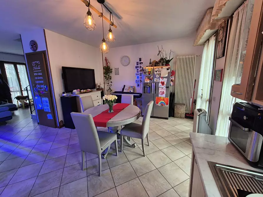 Immagine 48 di Villetta a schiera in vendita  a Viareggio