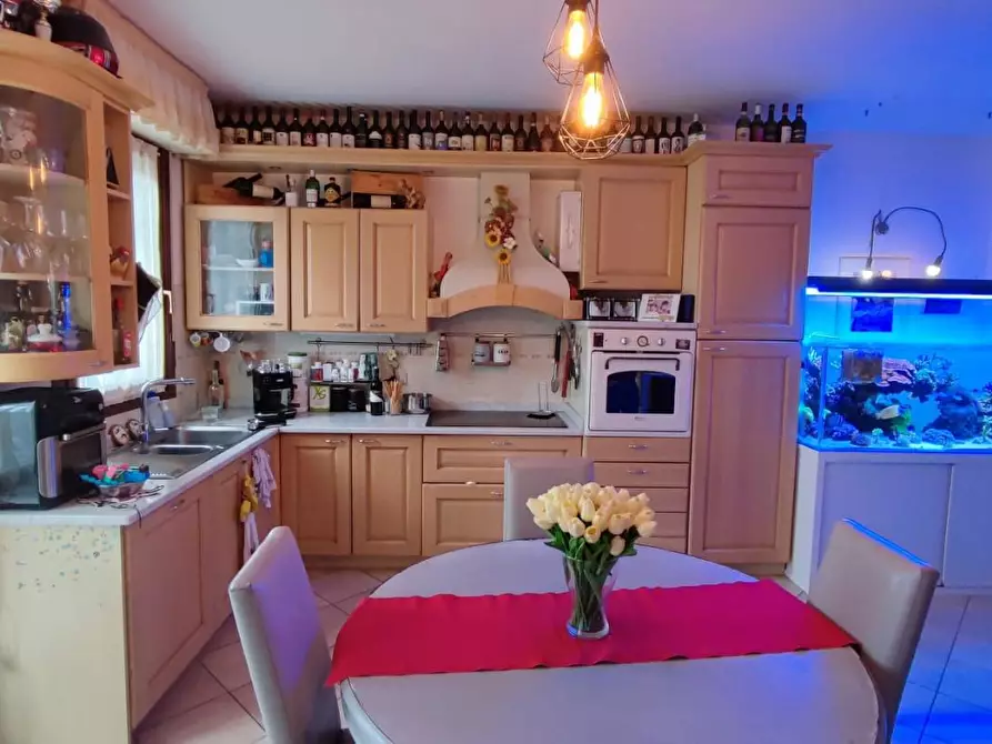 Immagine 44 di Villetta a schiera in vendita  a Viareggio