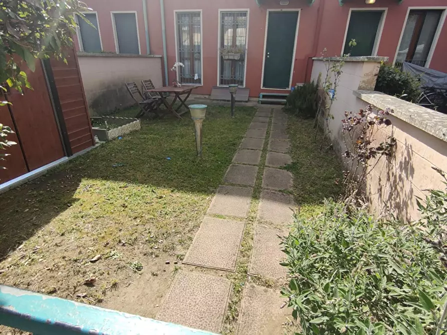 Immagine 38 di Villetta a schiera in vendita  a Viareggio