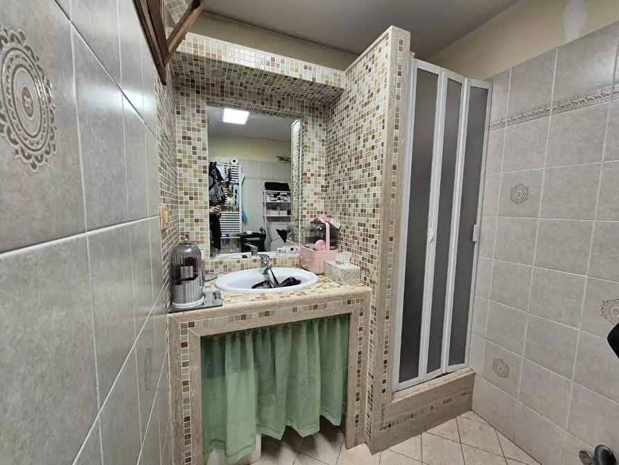 Immagine 30 di Villetta a schiera in vendita  a Viareggio