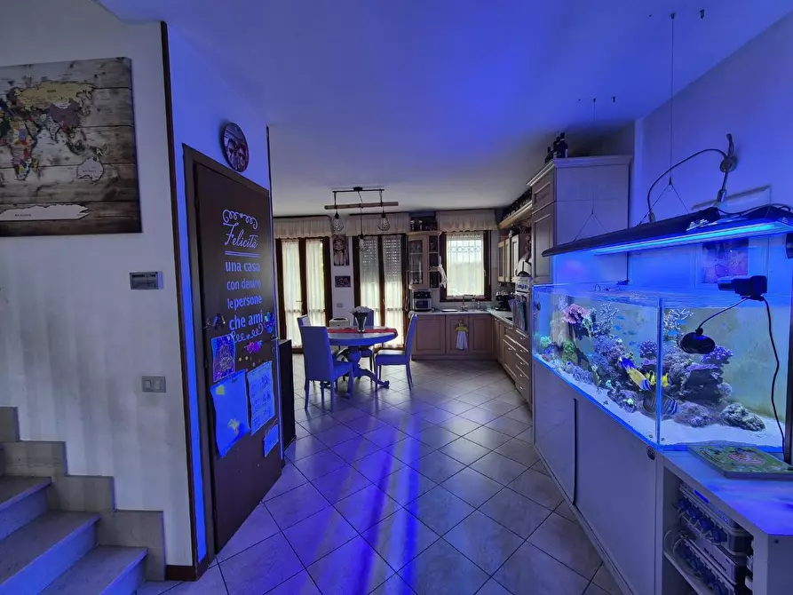 Immagine 45 di Villetta a schiera in vendita  a Viareggio