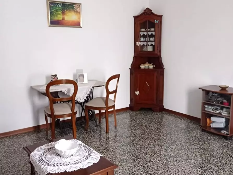 Immagine 8 di Terratetto in vendita  a Lucca