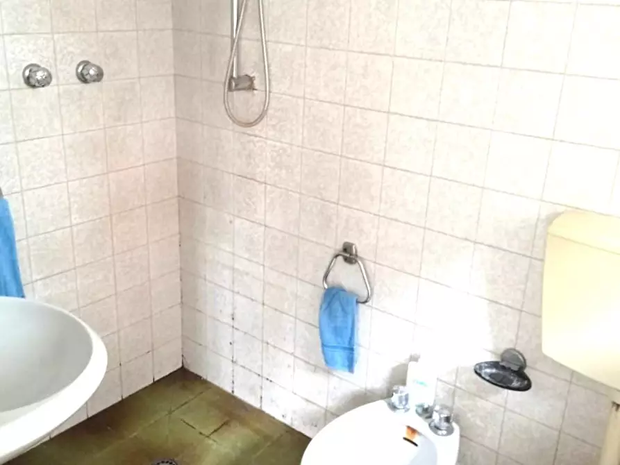 Immagine 22 di Terratetto in vendita  a Lucca