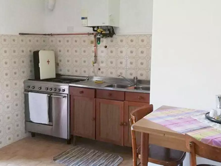 Immagine 16 di Appartamento in vendita  a Camaiore