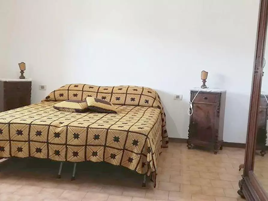 Immagine 22 di Appartamento in vendita  a Camaiore