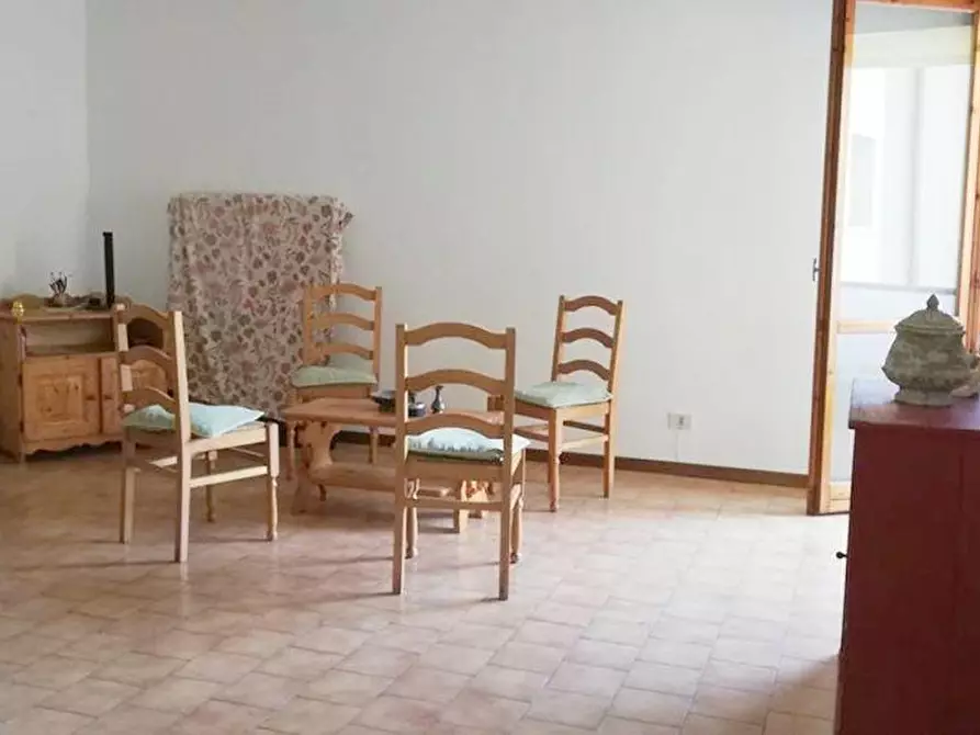 Immagine 6 di Appartamento in vendita  a Camaiore