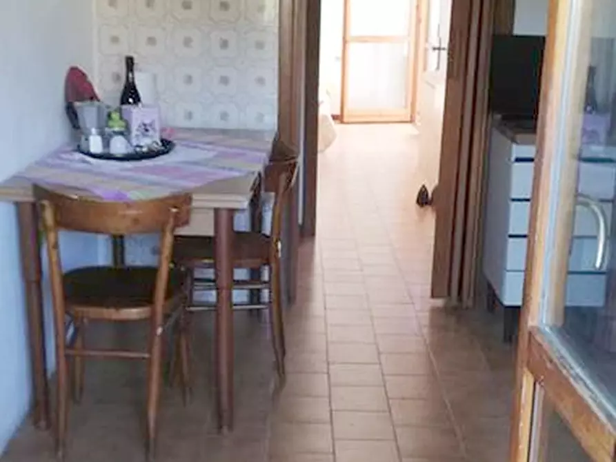 Immagine 17 di Appartamento in vendita  a Camaiore