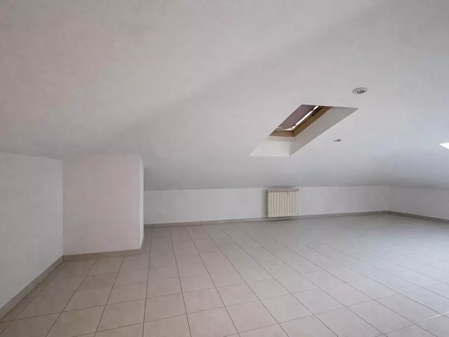 Immagine 21 di Villa in vendita  a Camaiore