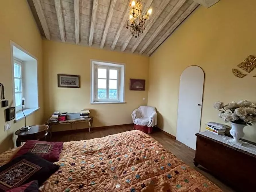 Immagine 39 di Villa in vendita  a Pietrasanta