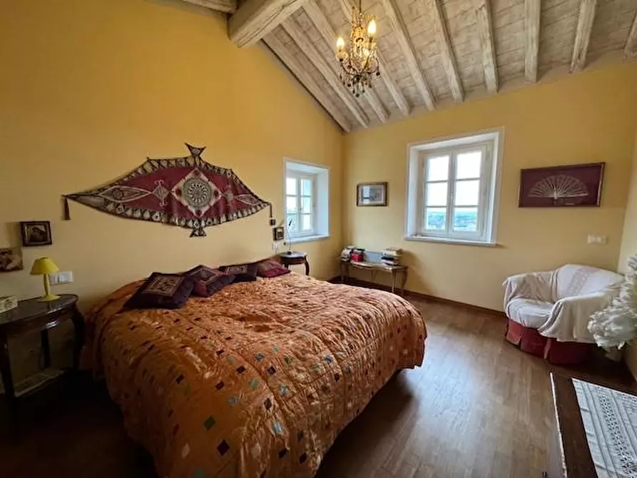 Immagine 38 di Villa in vendita  a Pietrasanta