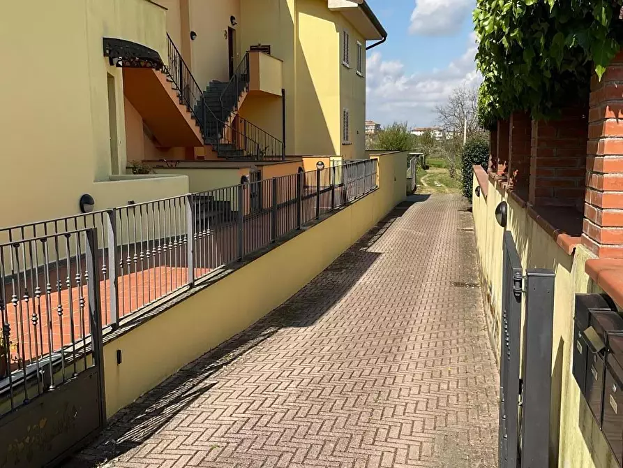 Immagine 33 di Appartamento in vendita  a Collesalvetti