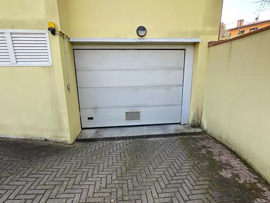 Immagine 44 di Appartamento in vendita  a Collesalvetti