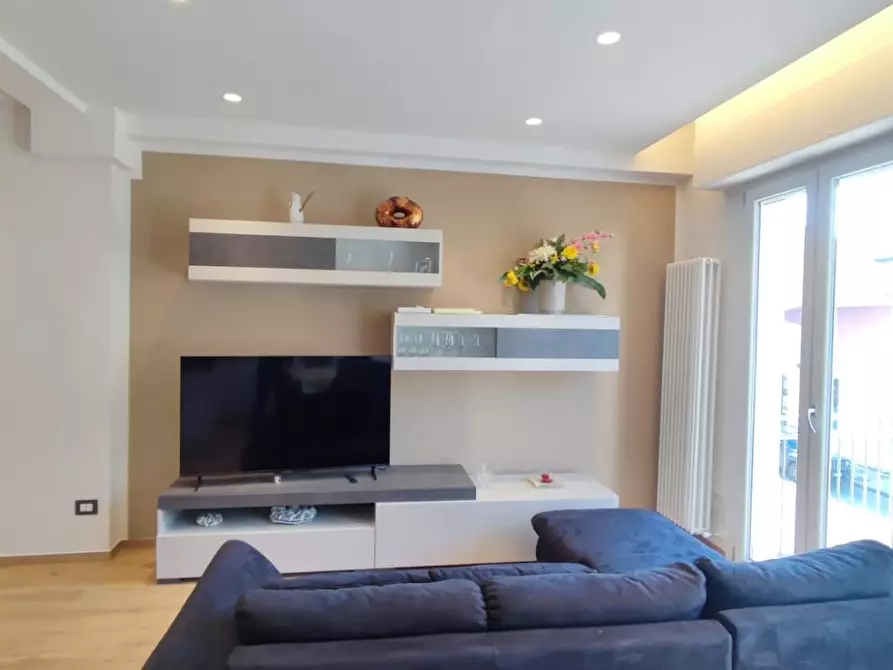 Immagine 22 di Appartamento in vendita  a Viareggio