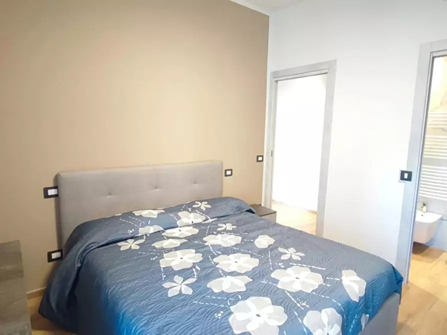 Immagine 7 di Appartamento in vendita  a Viareggio