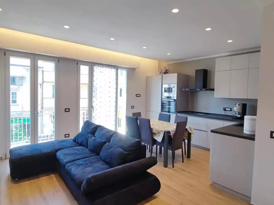 Immagine 20 di Appartamento in vendita  a Viareggio