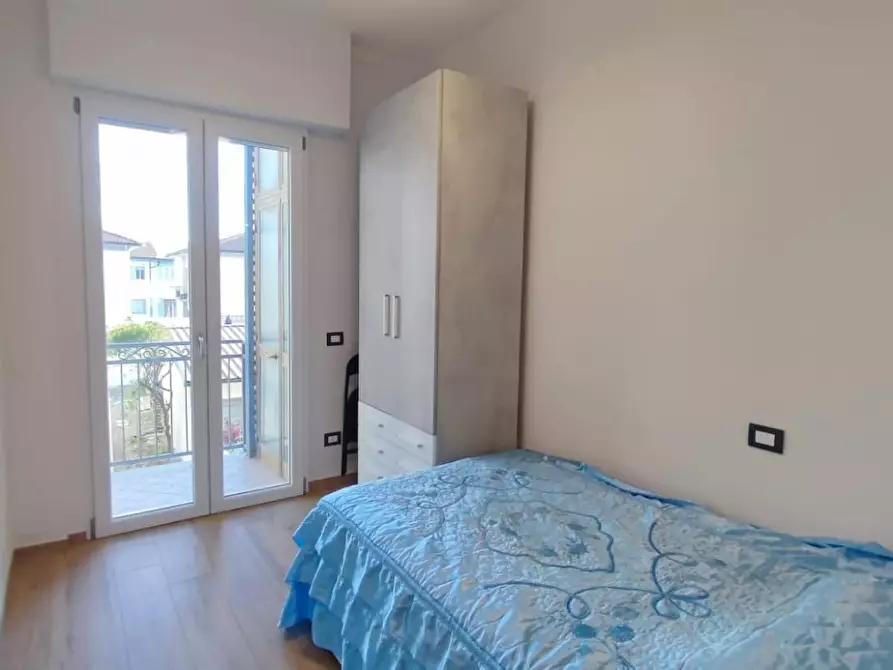 Immagine 14 di Appartamento in vendita  a Viareggio