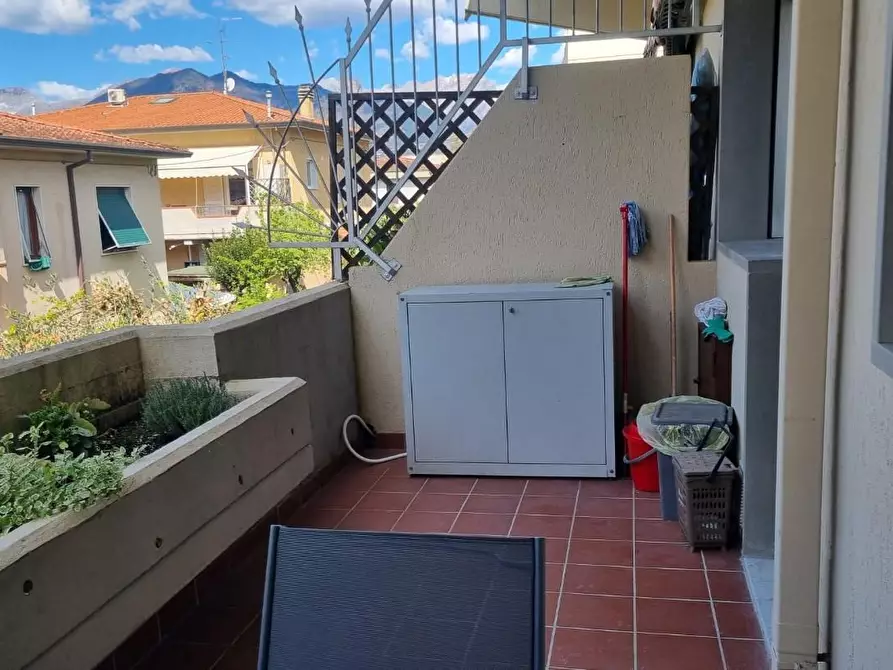 Immagine 15 di Appartamento in vendita  a Massa