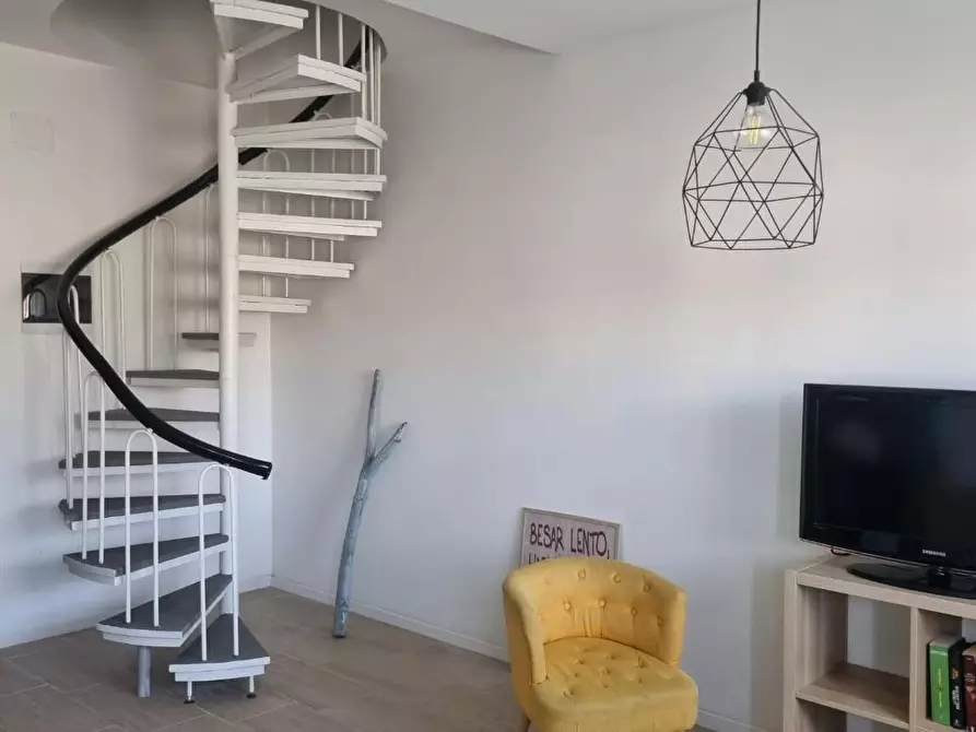 Immagine 5 di Appartamento in vendita  a Massa