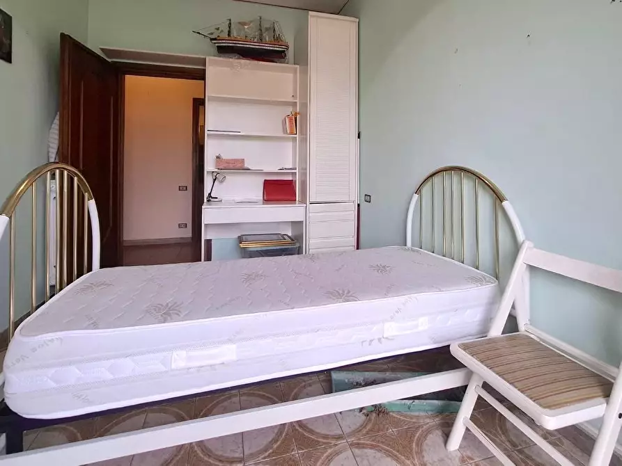 Immagine 23 di Appartamento in vendita  a Carrara