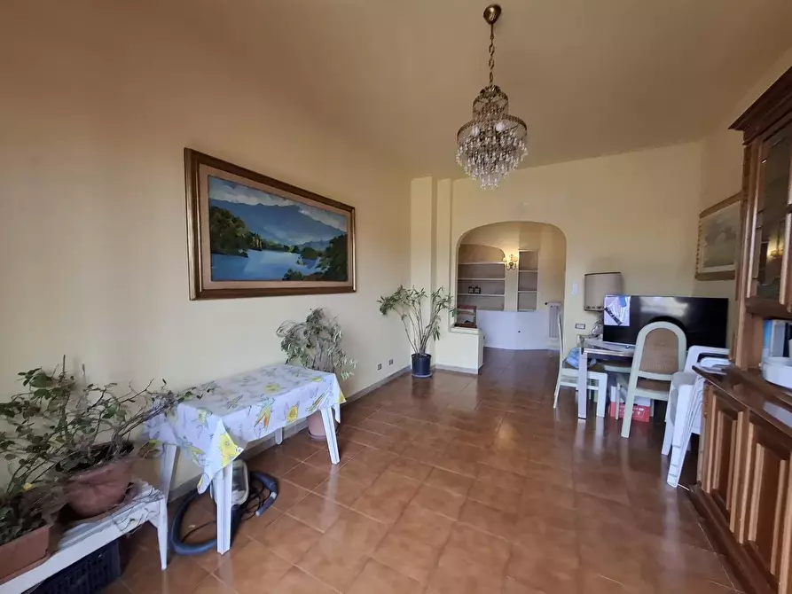 Immagine 8 di Appartamento in vendita  a Carrara