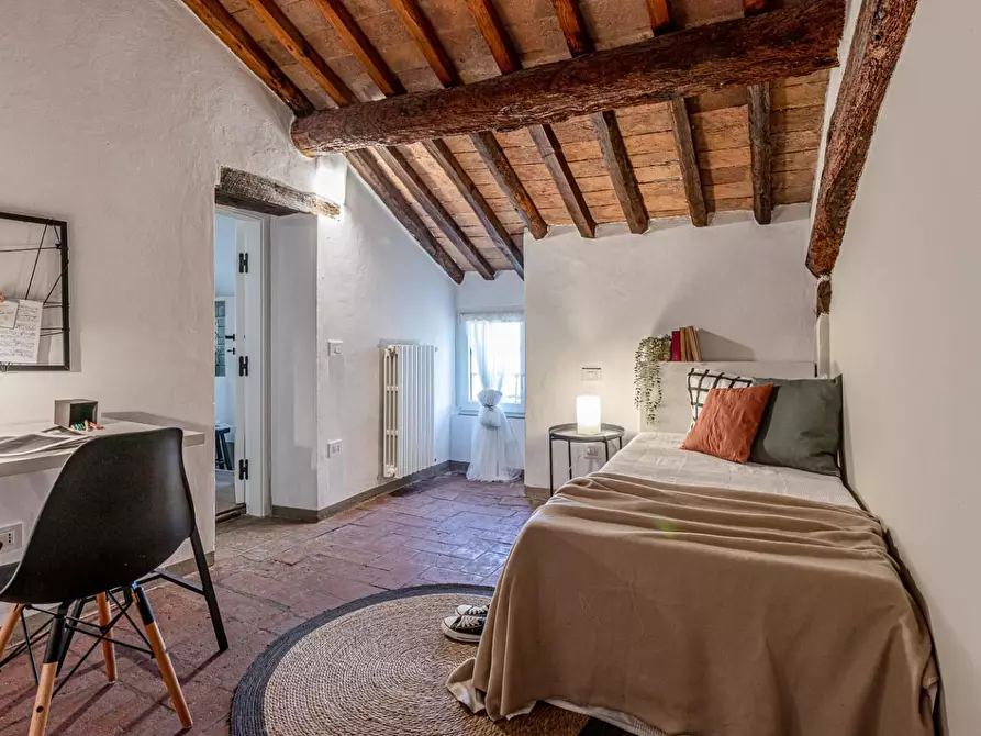 Immagine 17 di Appartamento in vendita  a Gambassi Terme