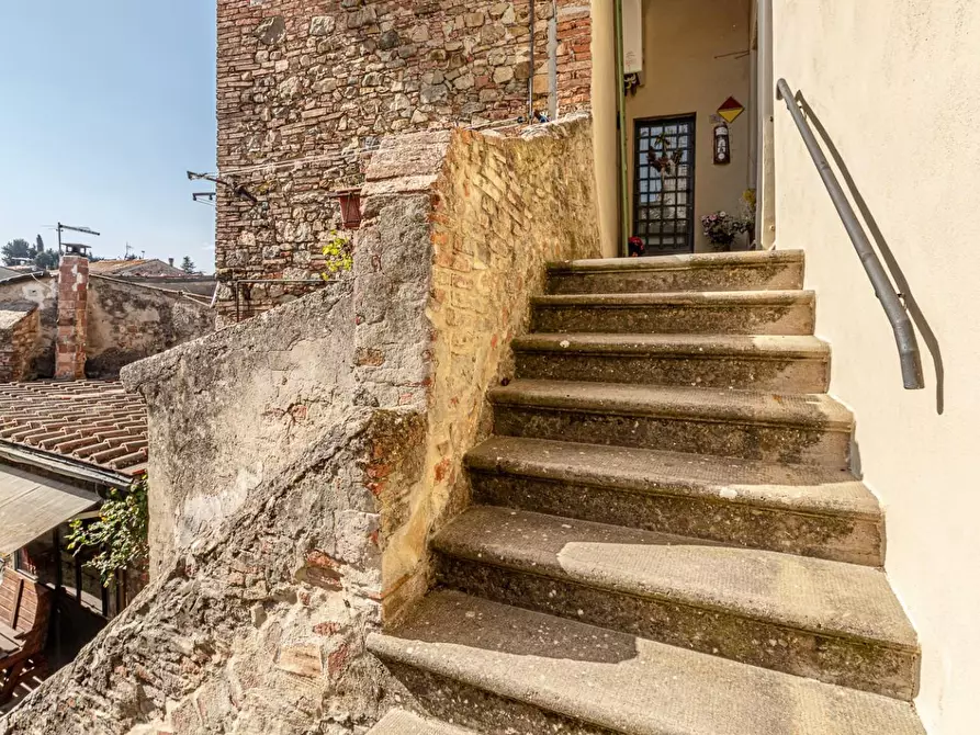 Immagine 24 di Appartamento in vendita  a Gambassi Terme