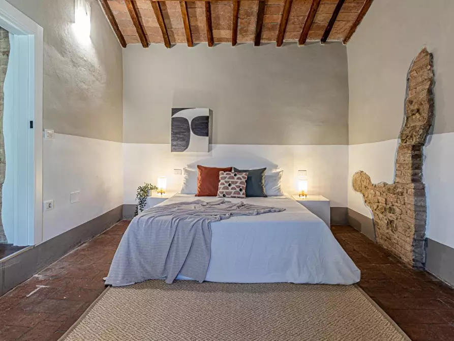 Immagine 11 di Appartamento in vendita  a Gambassi Terme