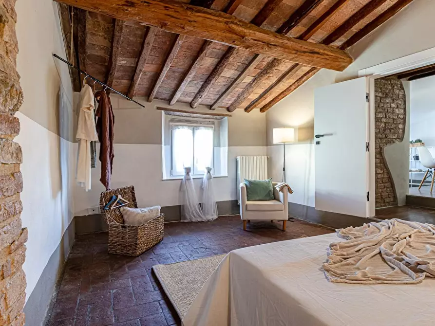 Immagine 14 di Appartamento in vendita  a Gambassi Terme