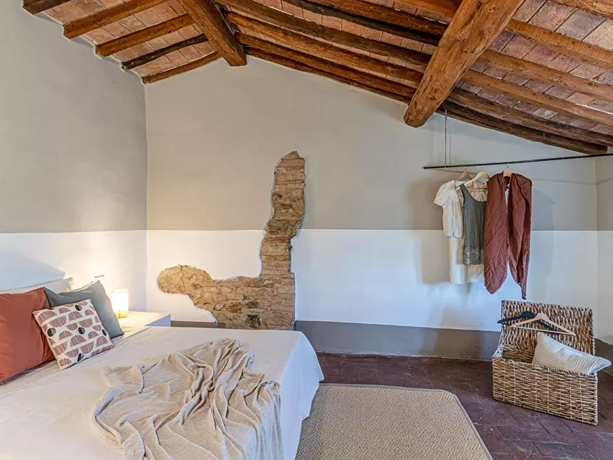 Immagine 9 di Appartamento in vendita  a Gambassi Terme