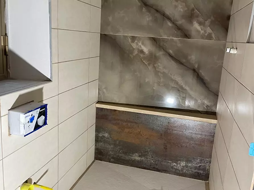 Immagine 6 di Appartamento in vendita  a Massa