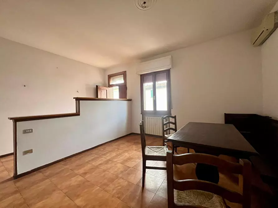 Immagine 1 di Appartamento in vendita  a Empoli