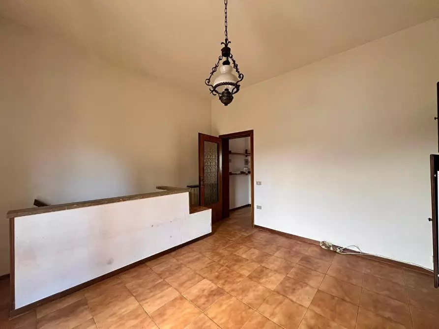 Immagine 10 di Appartamento in vendita  a Empoli