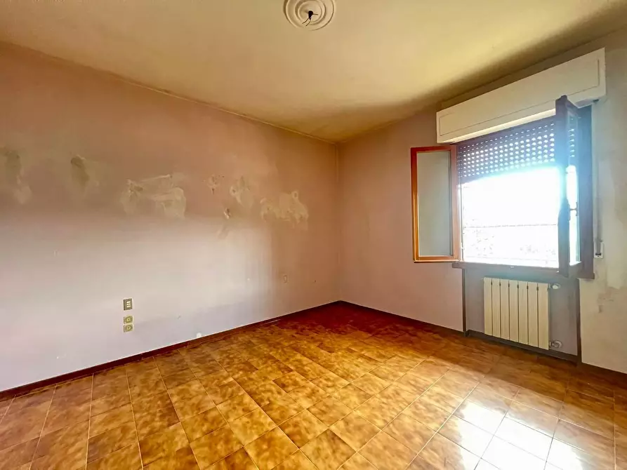 Immagine 16 di Appartamento in vendita  a Empoli