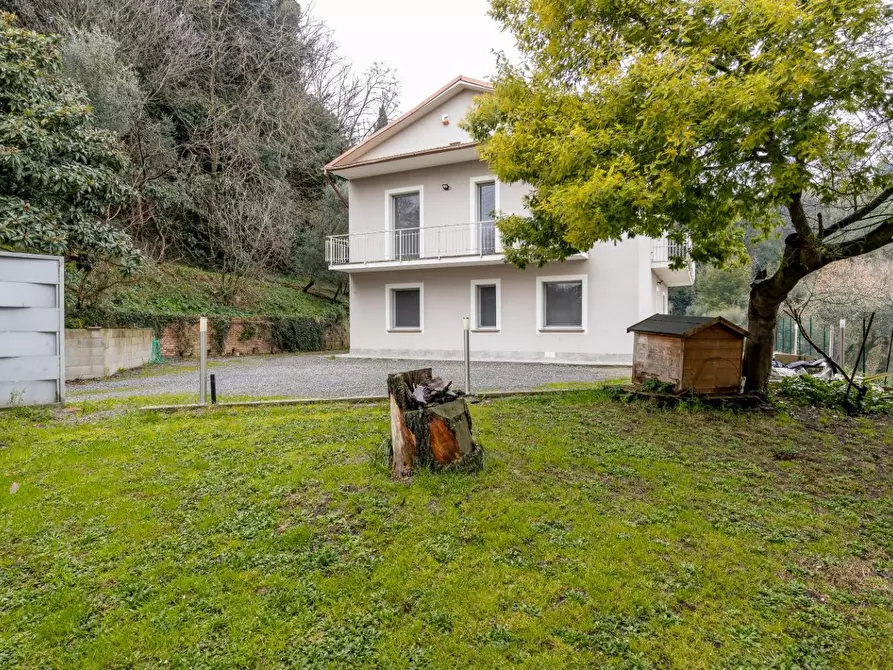 Immagine 20 di Casa indipendente in vendita  a Santa Maria A Monte