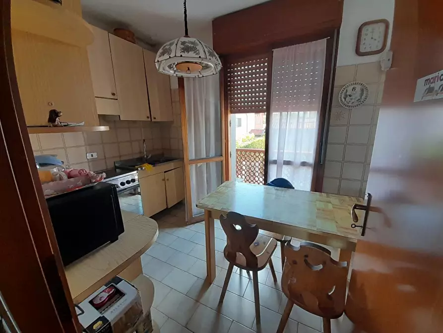 Immagine 6 di Appartamento in vendita  a Massa