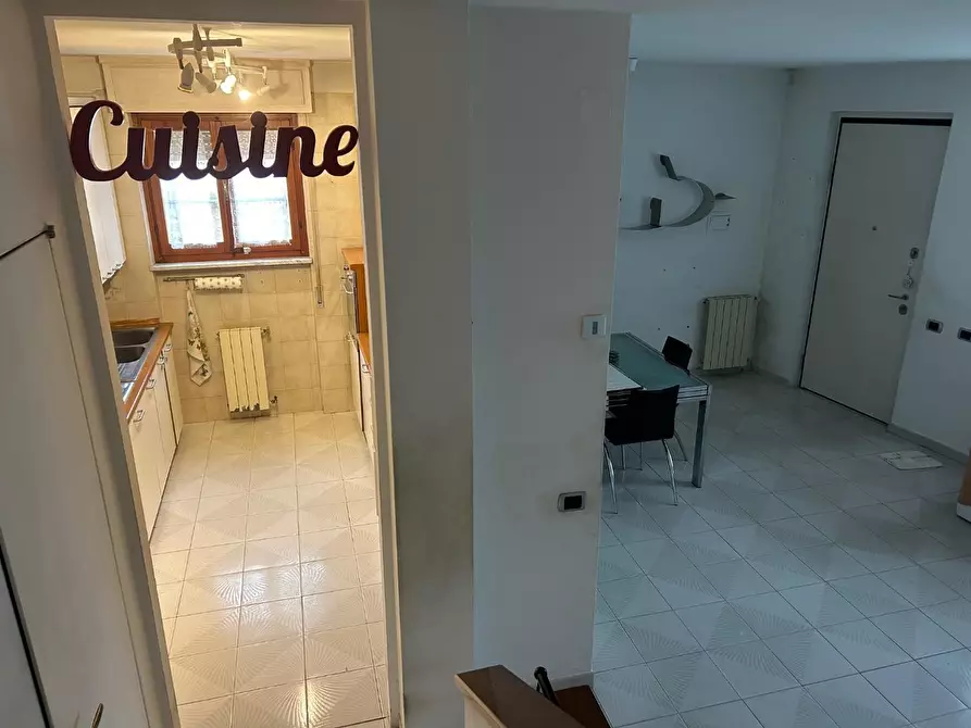 Immagine 5 di Terratetto in affitto  a Carrara